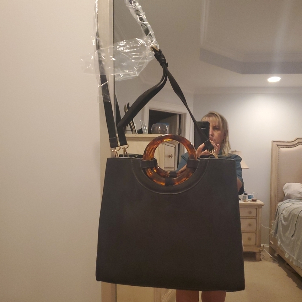 MudPie Tote Black Double Circle Handle Magnetic Snap Closure Handbag (#28)